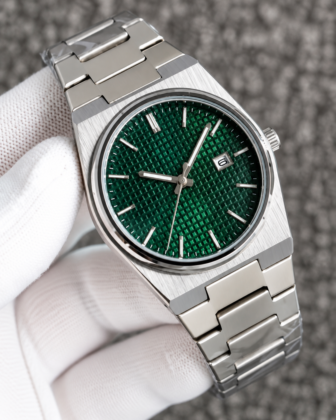 POKE'SSOT — Silver / Green Grid